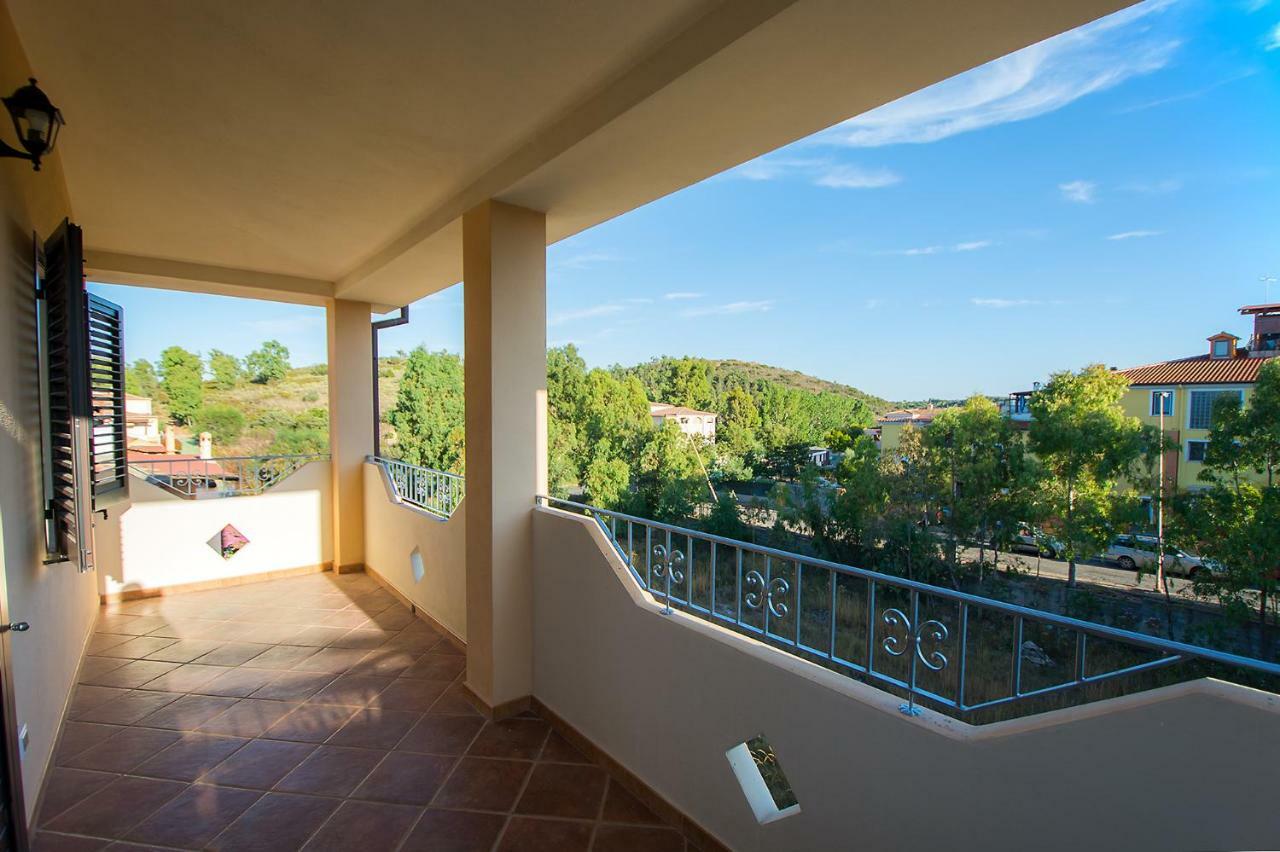 Appartamenti Sole Di Sardegna กาลา ลีเบรอตโต ภายนอก รูปภาพ