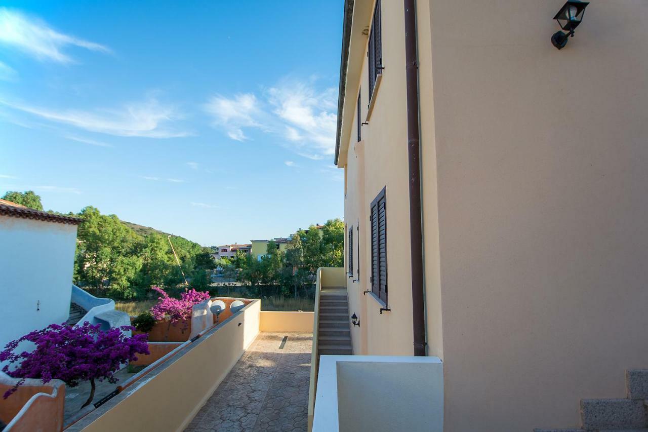 Appartamenti Sole Di Sardegna กาลา ลีเบรอตโต ภายนอก รูปภาพ